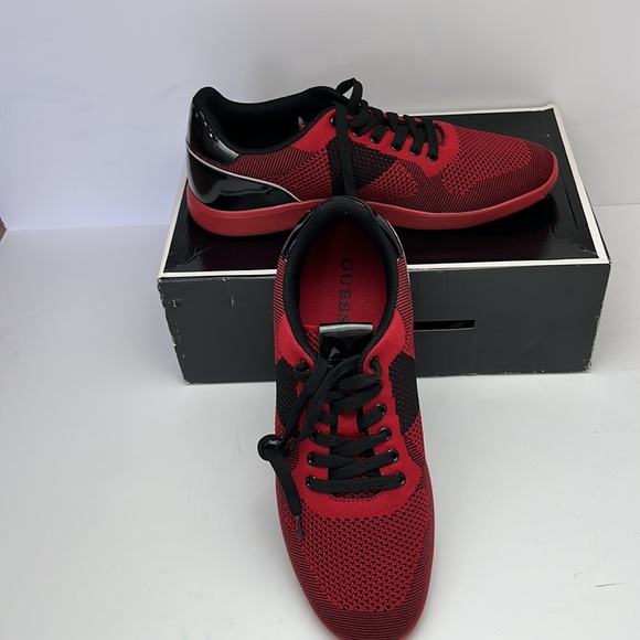 Guess Gn catchings men shoes size 10.4 black and red lace up - Picture 5 of 7